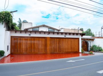 Casa de 6 habitaciones, Lima · Casa en Alquiler Camacho La Molina