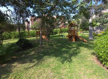 Departamento de 3 habitaciones, Lima · Alquilo 1er Piso de 3 Dorm. Frente a Parque Privado Urbanizacion Los Alamos Surco