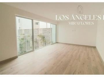 Departamento de 3 habitaciones, Lima · Se Vende Hermoso Flat 136 m² Miraflores/cochera Para Dos Autos Grandes
