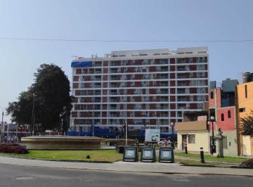 Departamento de 3 habitaciones, Lima · Depa Cerca Al Mar, Amoblado de 3 Dorm. C/opción de Cochera