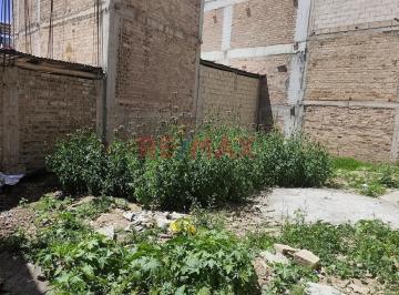 Terreno / Lote · 140m² · Se Vende Terreno de 140 m², Zona Mollepampa, Cajamarca