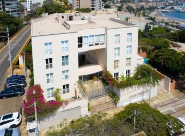 Departamento · 160m² · 2 Dormitorios · 1 Estacionamiento · Departamento en Psje. Mirabel, Cerca a Malecon en Chorrillos