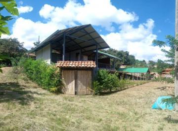 Casa de 3 habitaciones, San Martin · No Es Solo Una Casa en Tarapoto. Es un Refugio Creativo con Vista Infinita a La Selva.