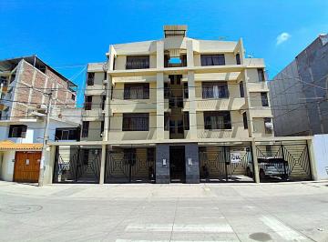 Departamento · 83m² · 3 Dormitorios · De Ocasión Depa en Venta Piso 3 Urb. Miraflores Calle Los Diamantes 157 /a. C 83 m²
