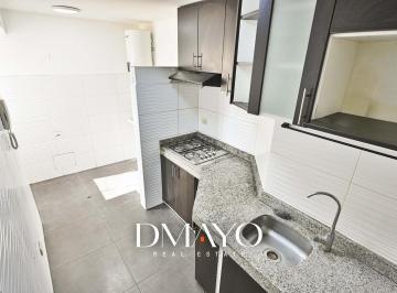 Departamento · 83m² · 3 Dormitorios · 1 Estacionamiento · Venta de Departamento de 83.20 m² con 3 Dorm 1 Cochera Gas Calidda y Portería 24h