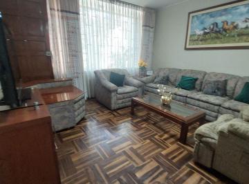 Casa de 12 habitaciones, Lima · Oración Casa en Venta (.excelente Para Rentabilizar)/4to Pisos/451 Mt