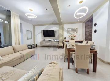 Casa de 10 habitaciones, Chiclayo · Venta de Casa Moderna en Los Sauces con Base Para 6 Pisos y Potencial de Negocio Ilimitado
