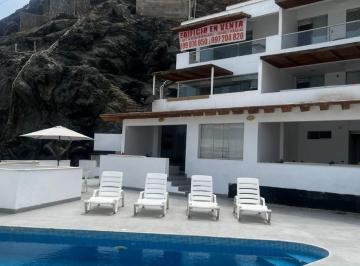 Casa de playa de 18 habitaciones, Cañete · Edificio 06 Departamentos Exclusivos con Estacionamientos y Piscina