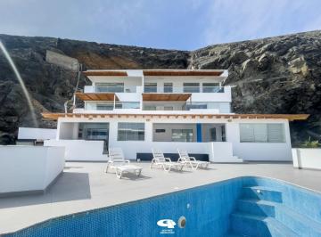 Casa de playa de 18 habitaciones, Cañete · Edificio 06 Departamentos Exclusivos con Estacionamientos y Piscina