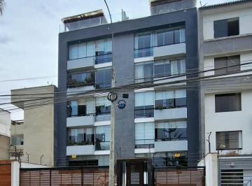Departamento de 4 habitaciones, Lima · Dúplex de 240 m² con 4 Dorm. en Venta, Valle Hermoso