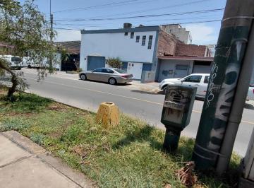 Local comercial , Lima · Vendo Terreno en Esquina Doble Frente Excelente Ubicación Cerca Al Óvalo Higuereta - Surco