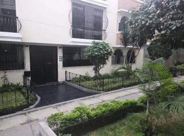 Departamento de 5 habitaciones, Lima · Duplex Lopez de Ayala 240 m 5 Dor Escritorio Gran Terraza a Servicio 2 Cocheras Cerca Parques