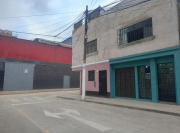 Casa de 3 habitaciones, Lima · ¡Casa en Bajos a Pocas Cuadras del Emporio Comercial de Gamarra!