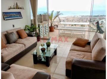 Casa · 317m² · 4 Dormitorios · 2 Estacionamientos · Casa en Punta Negra