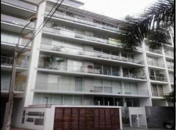 Departamento · 230m² · 4 Dormitorios · 2 Estacionamientos · Vendo Bello Departamento Flat en Calle Las Magnolias N 2xx, Piso 5, Barranco.