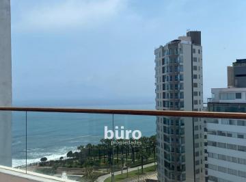 Departamento de 3 habitaciones, Lima · Moderno PH en Venta con Terraza y Vista Al Mar en Malecon Miraflores