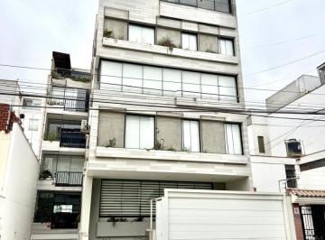 Departamento de 4 habitaciones, Lima · Venta Departamento Tríplex con Piscina Privada en Surco Precio Usd 288,000
