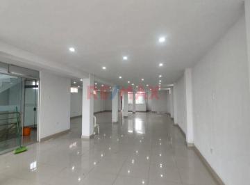 Local comercial , Lima · - Alquiler de Amplio Local Comercial Cerca Al Centro Cívico de Pro Los Olivos