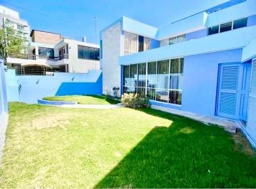Casa de 10 habitaciones, Arequipa · Extraordinaria Casa en Alquiler en La Maejor Zona Comercial de Cayma