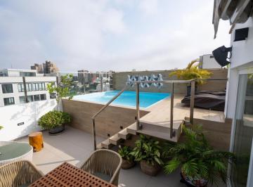 Departamento · 720ha · 5 Dormitorios · 8 Estacionamientos · Se Vende Impresionante Pent House Duplex en San Isidro