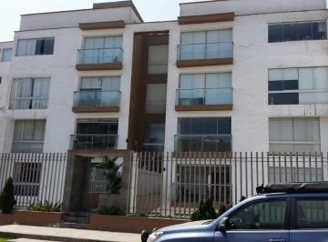 Departamento · 161ha · 3 Dormitorios · 1 Estacionamiento · Departamento en Venta en Surco Casuarinas Sur 161 m² (Calle Las Violetas)