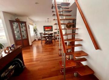 Departamento · 194ha · 3 Dormitorios · 1 Estacionamiento · Venta Departamento Duplex 190.40 m². Distrito Santiago de Surco, Zona Tranquila y Céntrica.