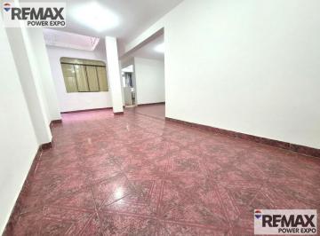 Departamento · 90m² · 3 Dormitorios · Venta de Departamento en Primer Piso en Los Olivos