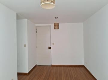 Departamento · 65m² · 3 Dormitorios · Alquiler Departamento Remodelado en Costanera Uno Cdra 11 Piso 5 con Vista Interna Al Mar La Perla