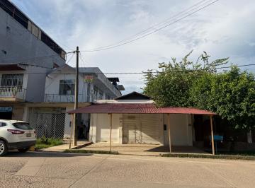 Terreno / Lote , Coronel Portillo · Terreno con Local Construido y Baño