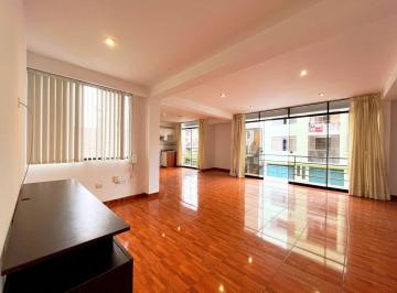 Casa de 4 habitaciones, Lima · Venta Triplex, 4 Dorm., 3 Baños, con Terraza, Mateo Pumacahua