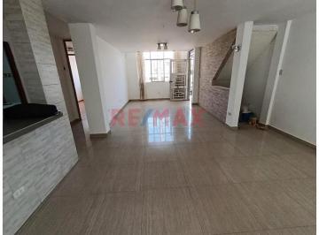 Departamento · 108m² · 3 Dormitorios · Departamento en Alquiler, Santa Victoria, chiclayo.(C. Huaman)