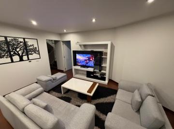 Departamento · 120m² · 2 Dormitorios · 1 Estacionamiento · Alquiler de Dúplex Amoblado con Terraza y Jacuzzi en Surco – Condominio Shamrock