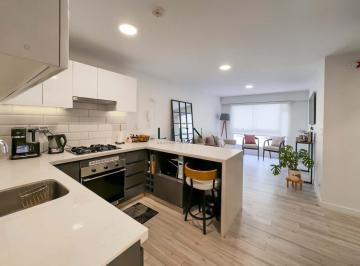 Departamento · 61m² · 2 Dormitorios · Flat Amoblado y Equipado | 1 Estacionamiento | 2 Dorm. | Frente a Parque