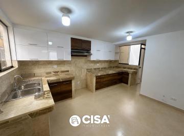 Casa · 312m² · 6 Dormitorios · Vendo Moderna Casa Totalmente Remodelada en San Borja | Excelente Ubicación y Finos Acabados