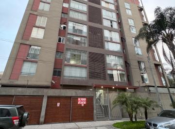 Departamento Venta 99m² de 3 habitaciones · En Venta Departamento con Balcón - Vista a La Calle, con Cochera Independiente