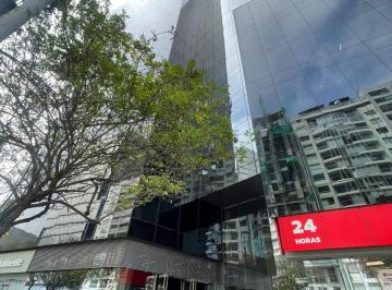Oficina comercial , Lima · Amplia Oficina Empresarial con 6 Cocheras y 5 Depósitos – Magdalena