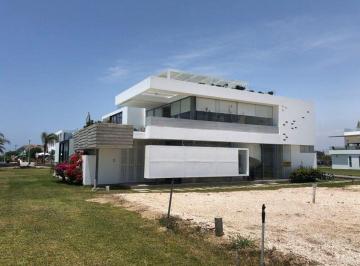 Casa de playa de 4 habitaciones, Cañete · Espectacular Casa de Playa en Venta
