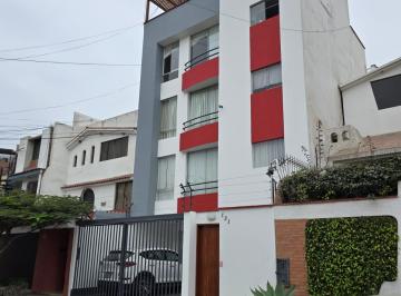 frente del edificio · Departamento en 3er Piso Impecable