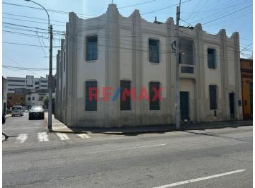 Local comercial , Lima · Propiedad en Venta – Cerca de Hospital Loayza