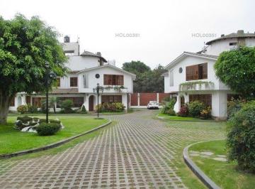 Casa de 4 habitaciones, Lima · Vendo Casa de 263 m² en Condominio con 4 Dorm, Piscina y Jardín en La Molina 425,000usd
