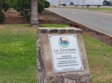 Terreno / Lote , Cañete · Terreno Industrial 3,870 m² en La Chutana Chilca, Panamericana Sur Km 60, Zonificación I4