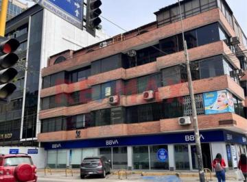 Departamento · 77m² · 3 Dormitorios · Vendo Depa en Venta en Miraflores – Ubicación Top + Gran Potencial