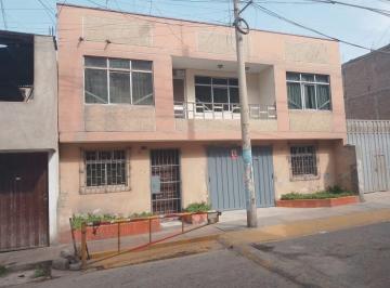 Casa de 5 habitaciones, Lima · Se Vende Casa - Terreno 250 m² en San Juan Miraflores