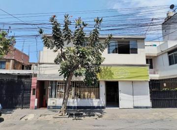 Local comercial · 228m² · Local de 2 Pisos en Venta a Media Cuadra de La Comisaria de Salamanca, Ate