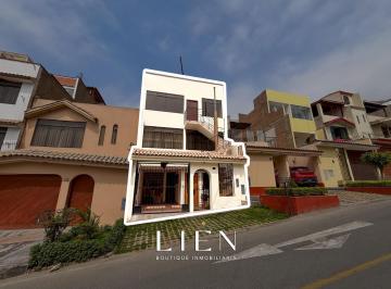 Departamento · 125m² · 5 Dormitorios · Venta Duplex en La Molina