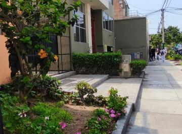 Casa de 3 habitaciones, Lima · Casita en Quinta a 4 Cuadras del Malecón