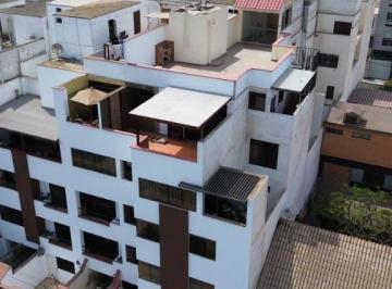 Departamento · 82m² · 5 Dormitorios · Departamento en Santiago de Surco