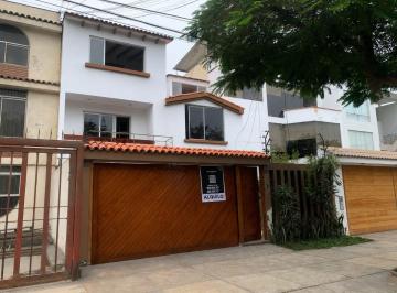 Casa de 9 habitaciones, Lima · Alquiler – Casa Remodelada Para Empresas en Surco 284 m²