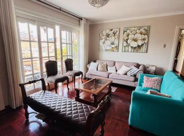 Departamento de 3 habitaciones, Lima · Departamento Amplio con Balcón y Parquet Original en Lince – 102 m²