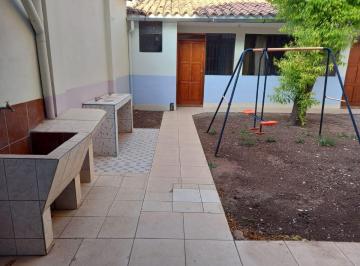 Casa de 8 habitaciones, Cusco · Vendo Casa Frente a Parque